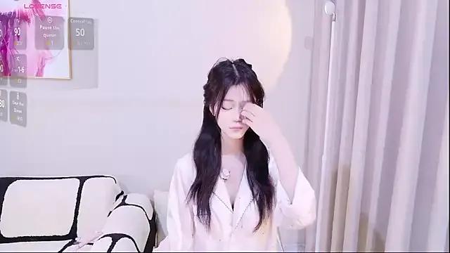 xiaoxi---n on StripChat