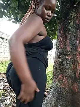 Xtra_bootie on StripChat