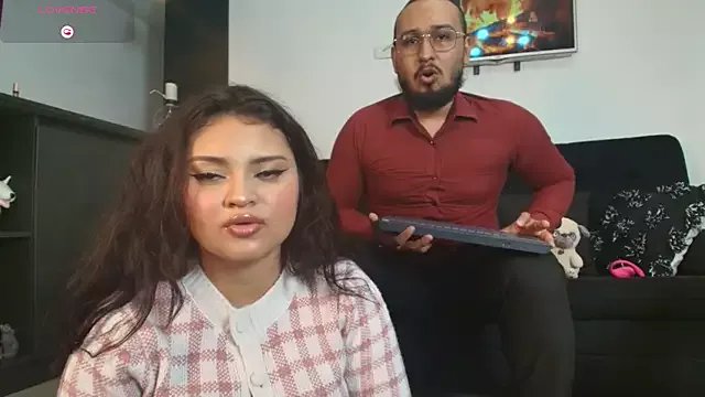 Freechat XXCOUPLESSEX on StripChat