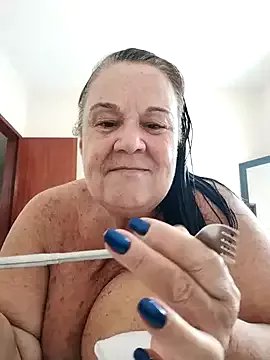 Freechat Yaya_Mineira on StripChat