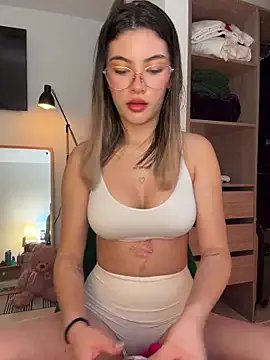 Your_Honeey — MAKE ME WET AND HORNY