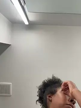 Your_Paris on StripChat