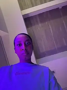 Your_Paris — Freechat on StripChat