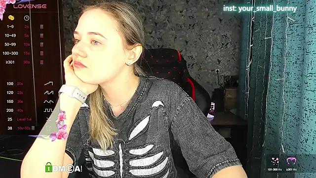 Freechat Your_small_bunny on StripChat