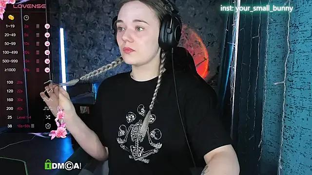 Freechat Your_small_bunny on StripChat