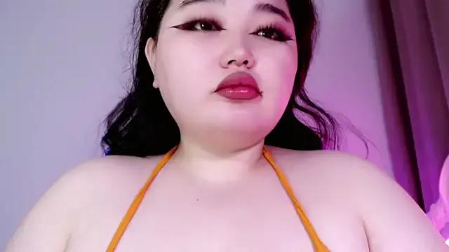 Freechat yourmermaidd on StripChat