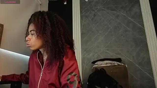 Freechat YummyDuooo on StripChat