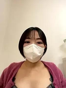 Yurika_oO on StripChat