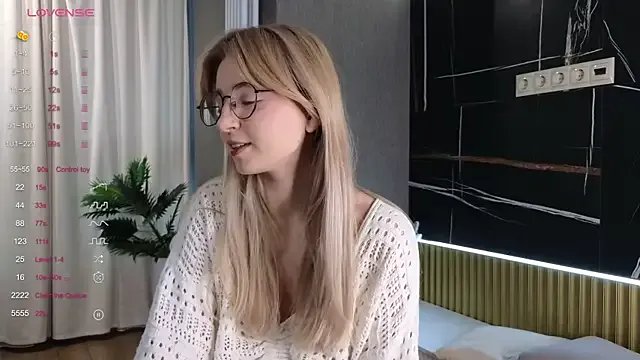 Freechat zegoii on StripChat